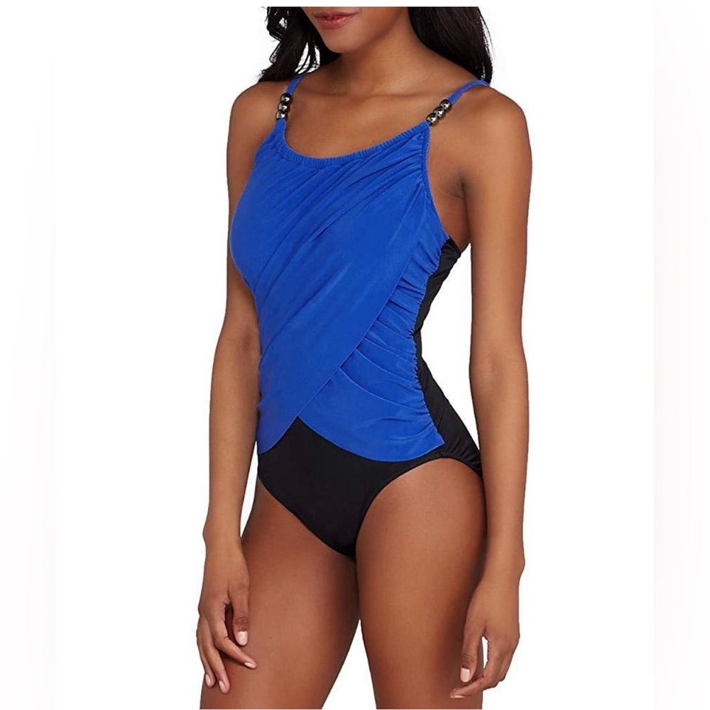 MagicSuit Women's Solid Lisa Underwire One-Piece blue size 8